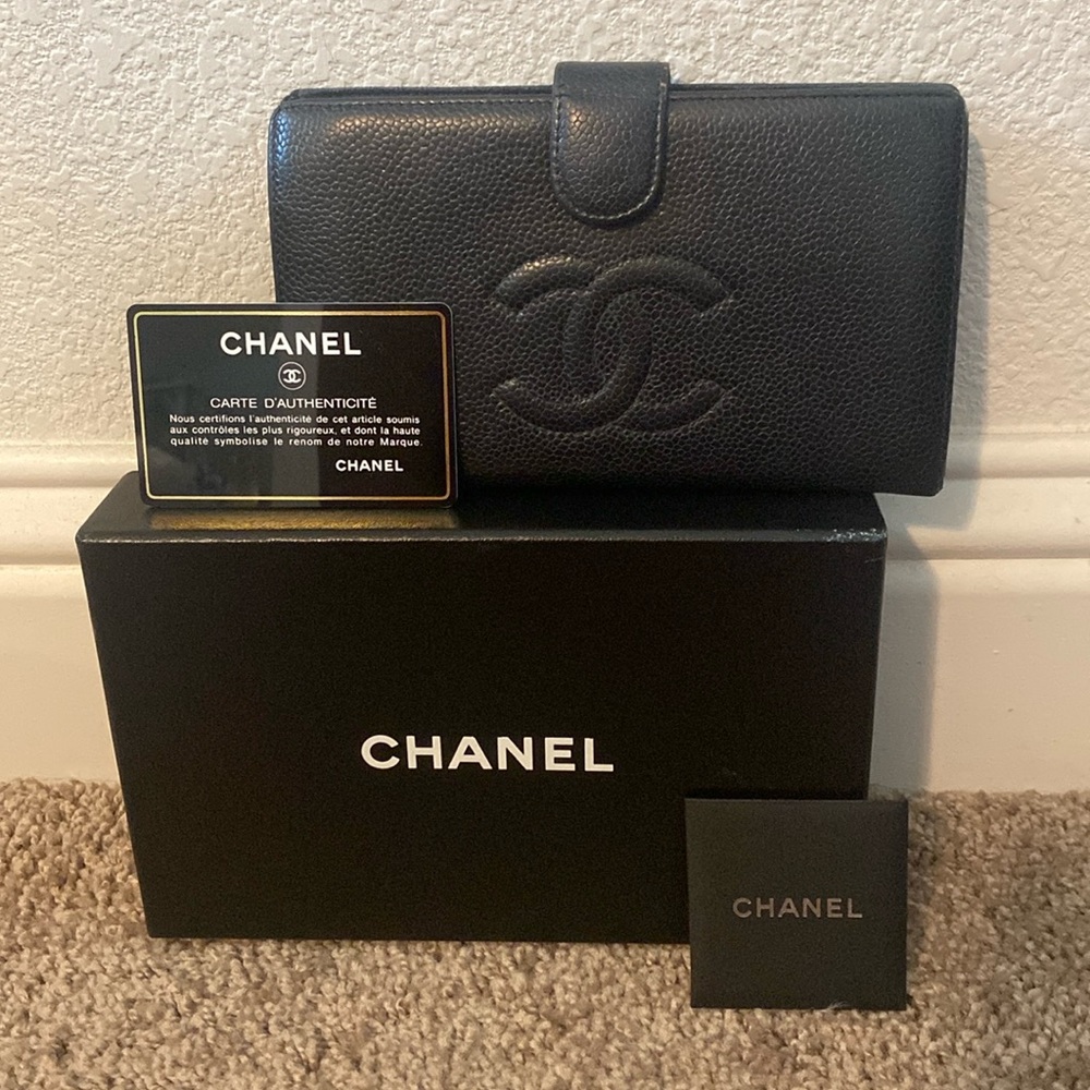 Chanel Long Caviar Kiss Lock Leather Wallet